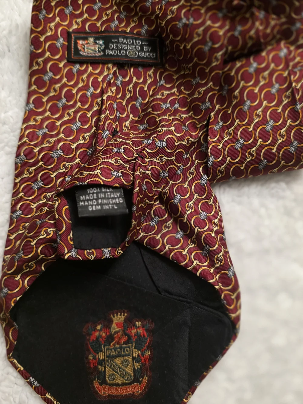 Gucci Red Silk Tie with Gold Chain-Link Motif